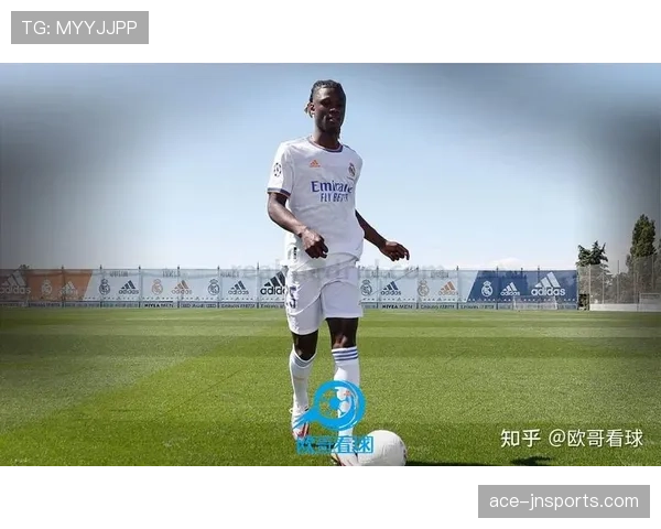 卡马文加距离顶级后腰的适配差距：技术特点与角色需求的错位分析